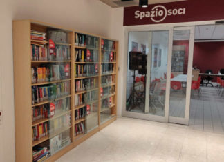 Oltre, che tutto sia poesia Oltre che tutto sia poesia