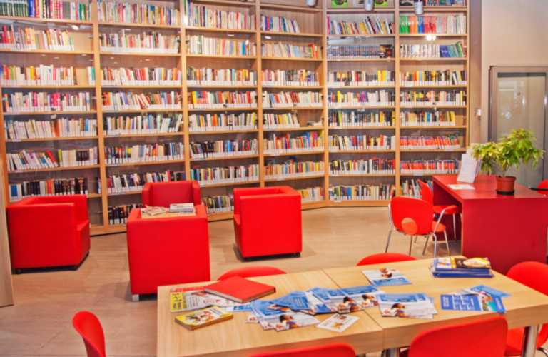 Sesto Fiorentino Dal 3 Novembre Riapre La Bibliocoop SOSPESA