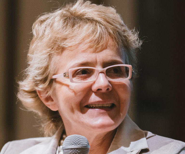 Elena Cattaneo: una vita tra scienza e politica