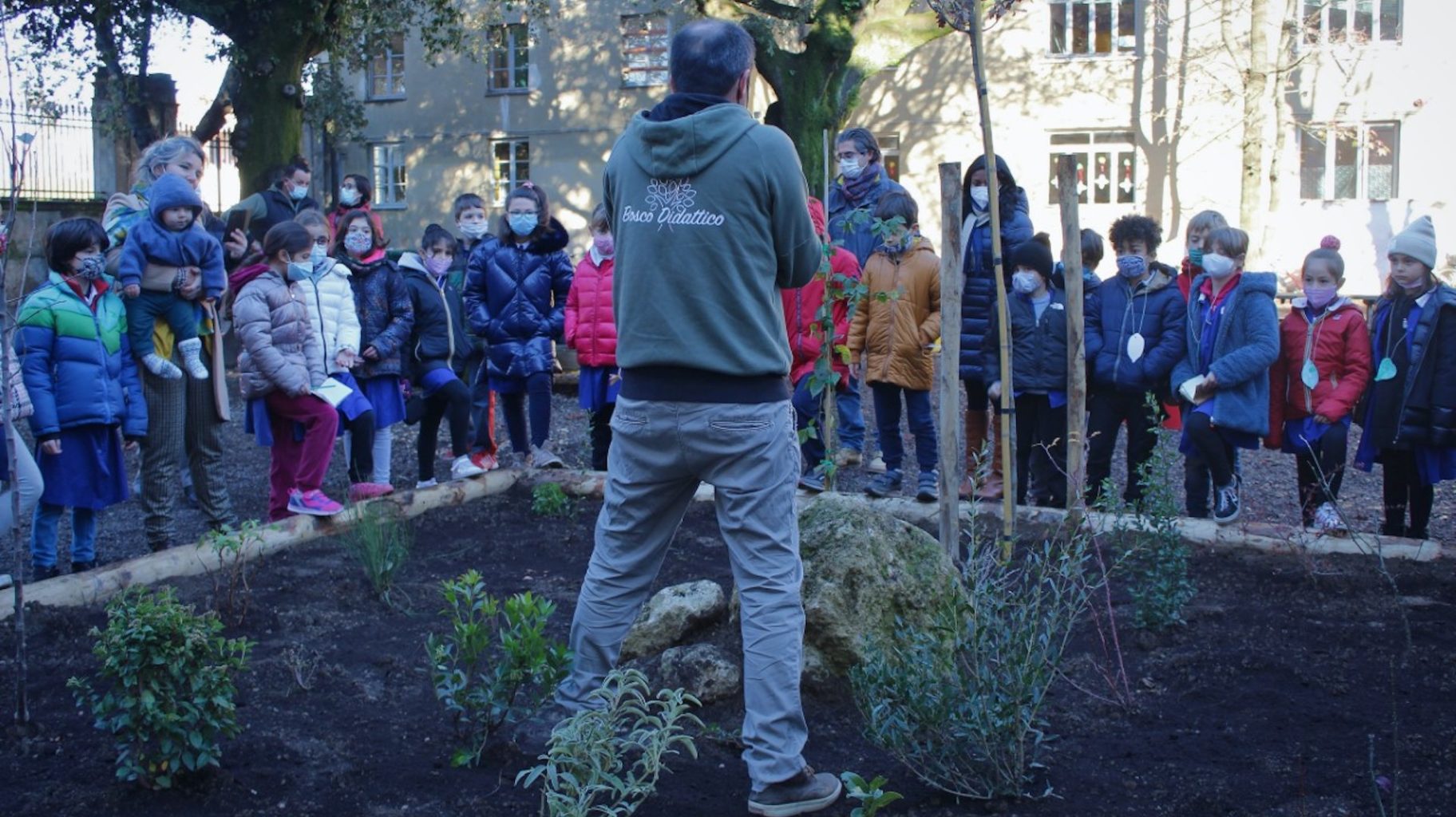 Al via alla scuola Dante Alighieri di Lucca la piantagione del