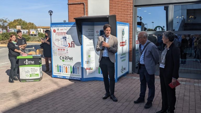 Al Coop.fi di Cascina parte la raccolta bottiglie Pet