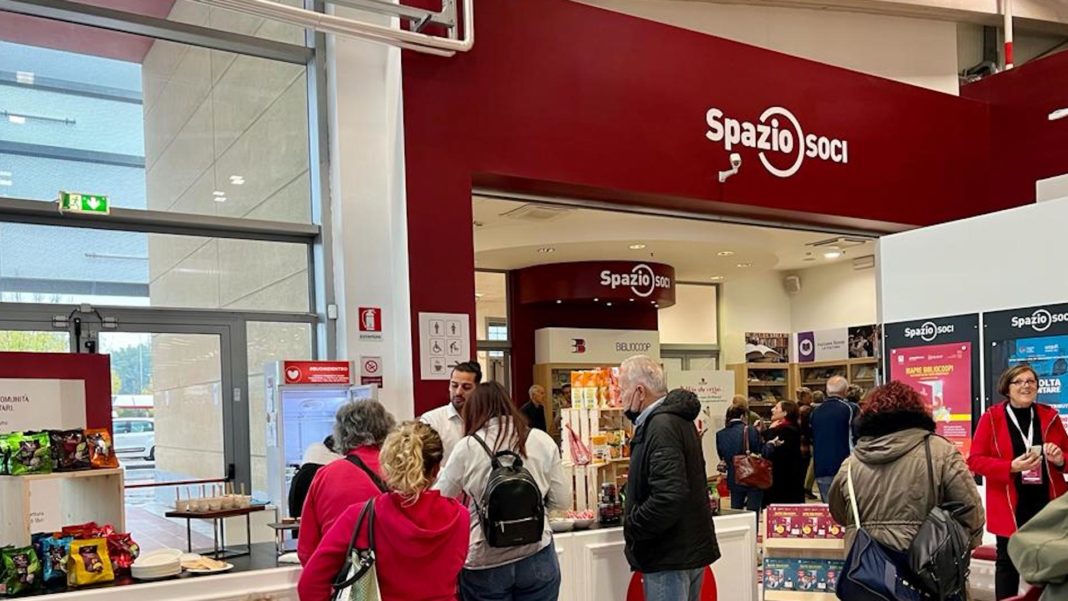 Lo spazio soci Bibliocoop al Parco*Prato