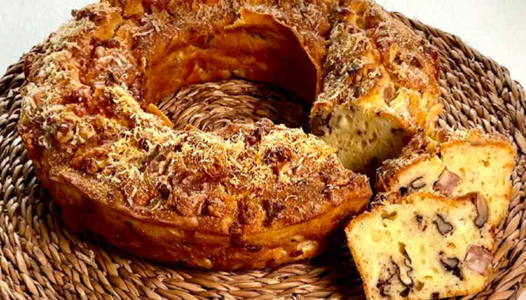 Ciambellone al formaggio. Ricetta di Luisanna Messeri