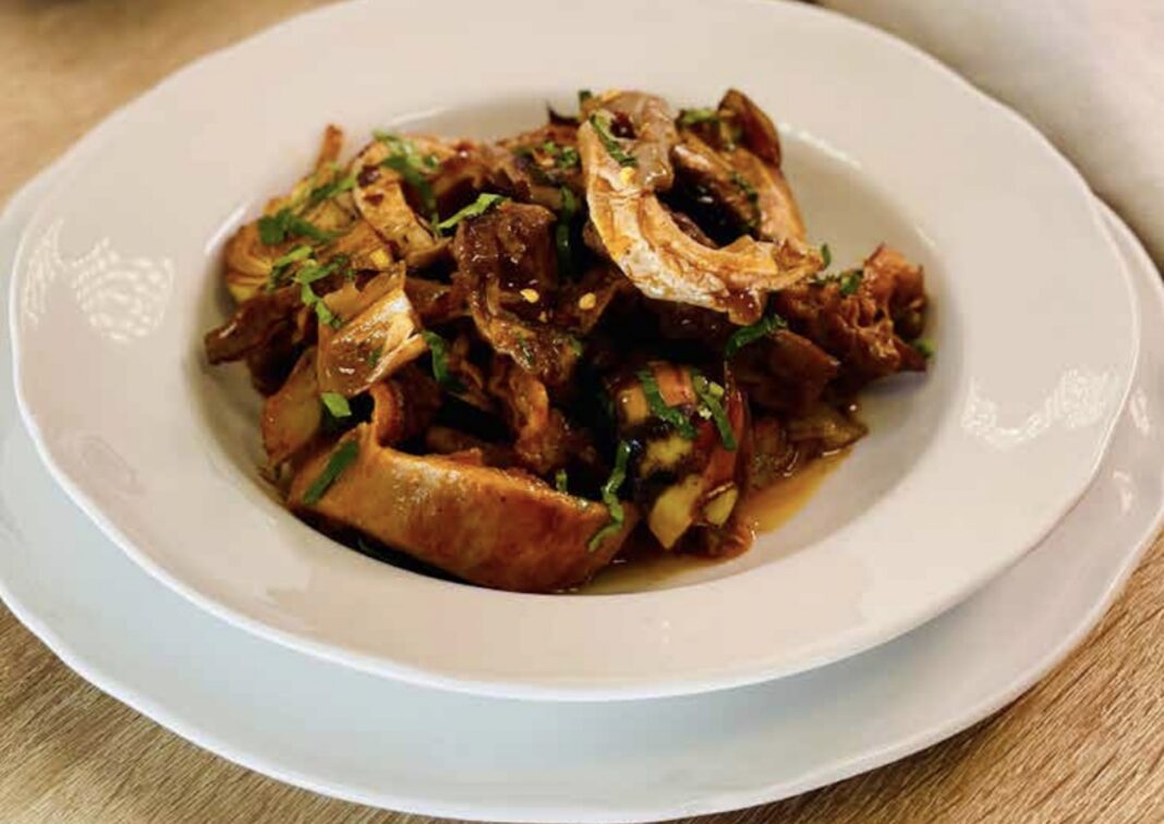Lampredotto in umido con i carciofi