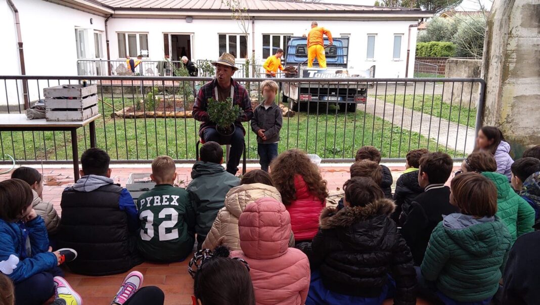 Bosco didattico a San Giuliano Terme Bosco didattico a San Giuliano Terme