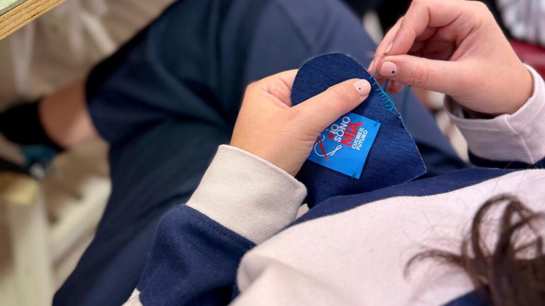 #iosonomia cucire il futuro: laboratorio di cucito a mano