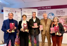 Olio Fiorfiore Coop nuovo raccolto 100% italiano in latta da 5 litri: un investimento di Unicoop Firenze di 9 milioni di euro Campagna Olio Fior fiore Coop