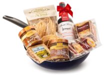 Nei Coop.fi tornano i cesti natalizi a sostegno di ATT Tornano a Natale i cesti ATT