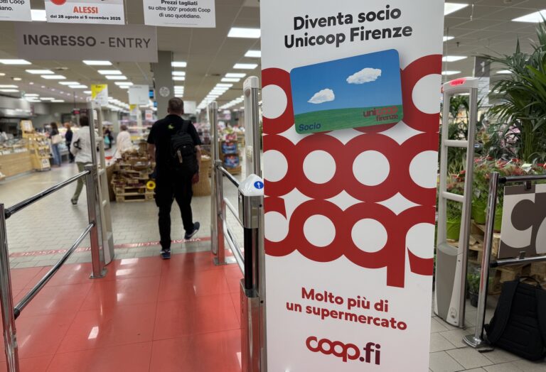 Acquisiti i sedici punti vendita nelle province di Livorno, Massa Carrara e Lucca: info utili per i nuovi soci e clienti