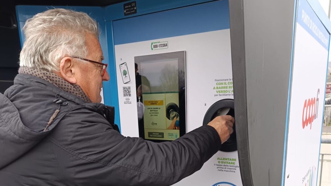 l Coop.fi di Figline e Incisa Valdarno parte la raccolta per le bottiglie in Pet