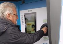 Al Coop.fi di Figline e Incisa Valdarno parte la raccolta di bottiglie PET. Installato un ecocompattatore l Coop.fi di Figline e Incisa Valdarno parte la raccolta per le bottiglie in Pet