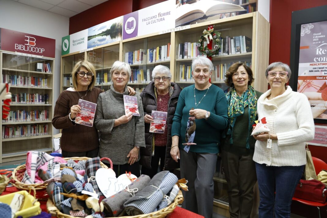 Mercatino di solidarietà