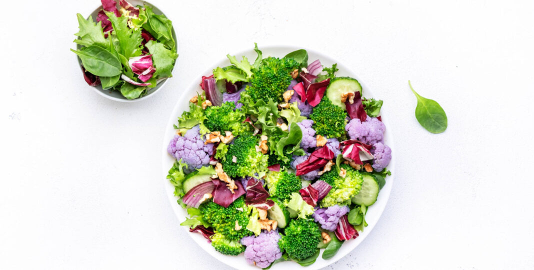 Perché mangiare verdure crude in inverno