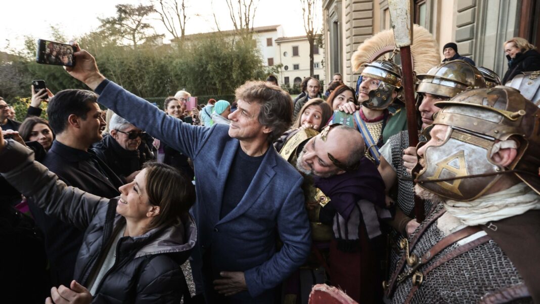 Nella foto, Alberto Angela