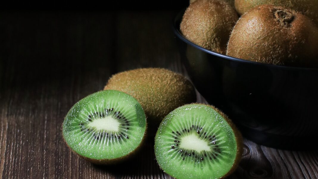 Kiwi frutto globale italiano