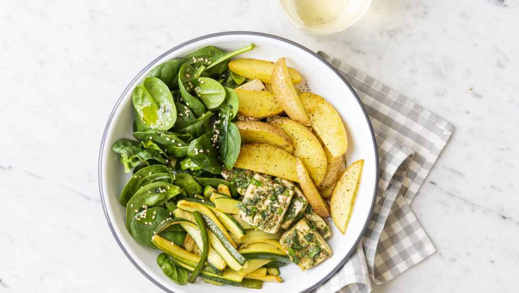 Tofu con patate e pesto di zucchine