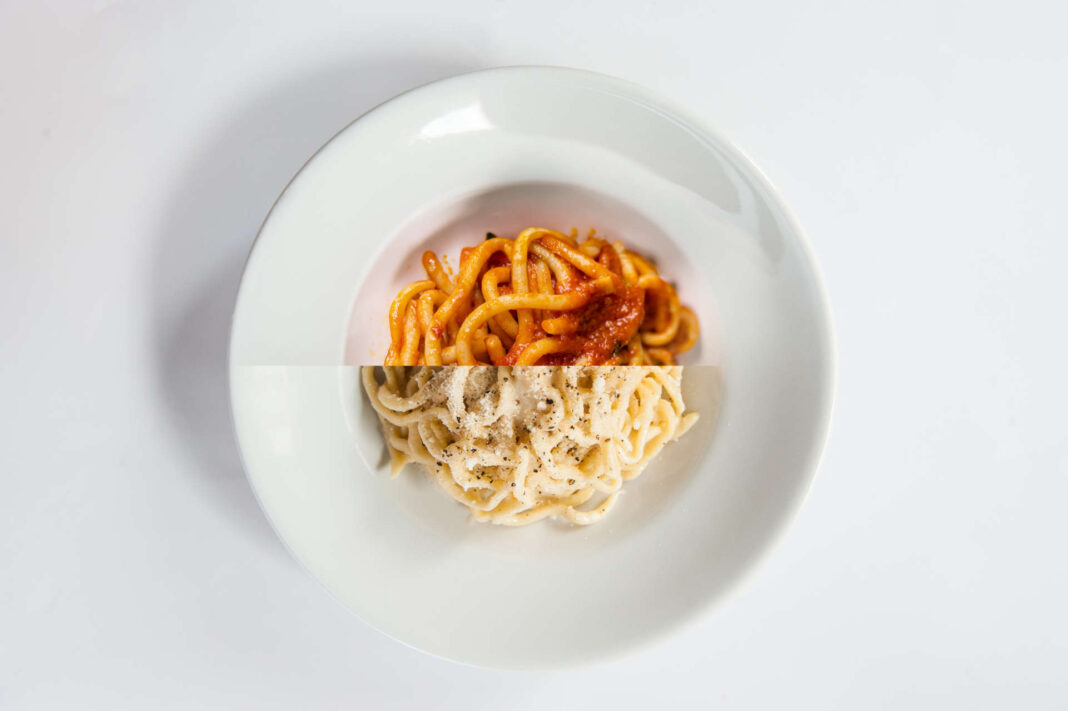Pici all'aglione o tonnarelli cacio e pepe?