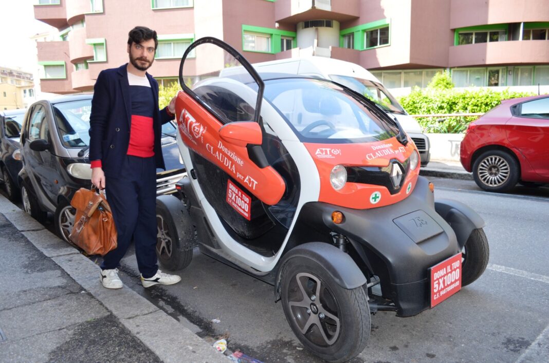 A fianco di ATT