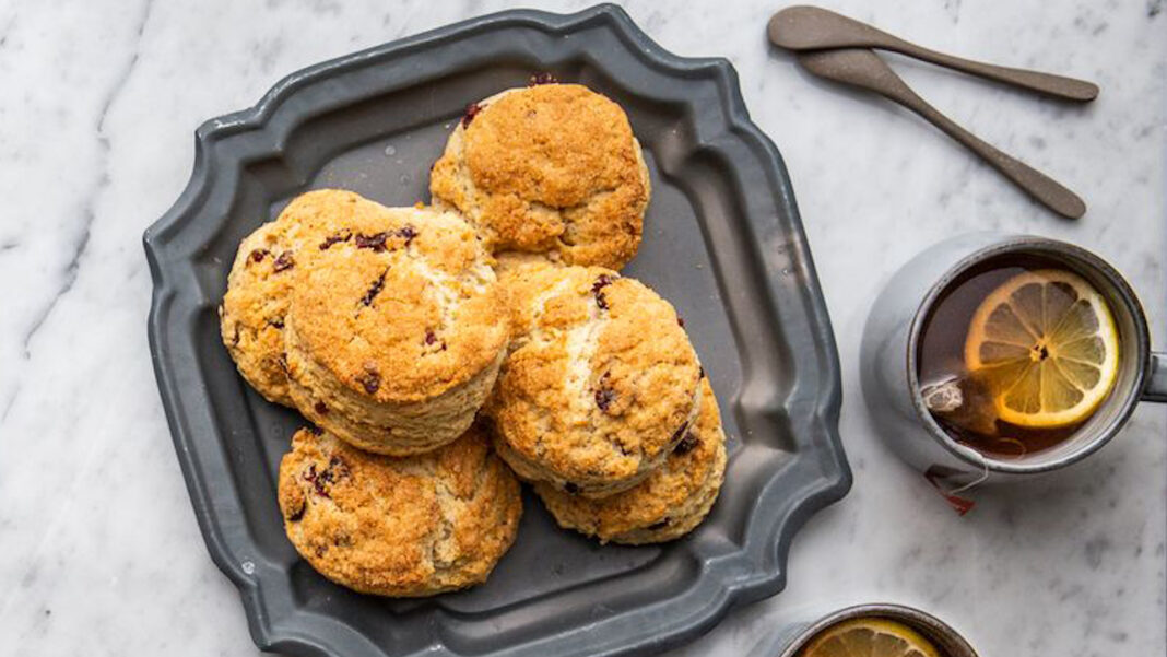 Scones con kefir e mirtilli