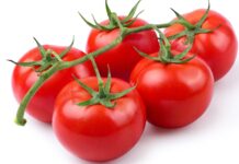 Pomodori rossi a grappolo Coop per Il Cuore si scioglie Pomodoro rosso a grappolo