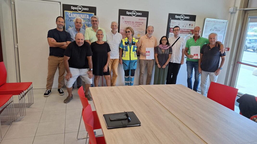 Pontedera: Unicoop Firenze consegna 3270 euro di buoni spesa alle associazioni del territorio